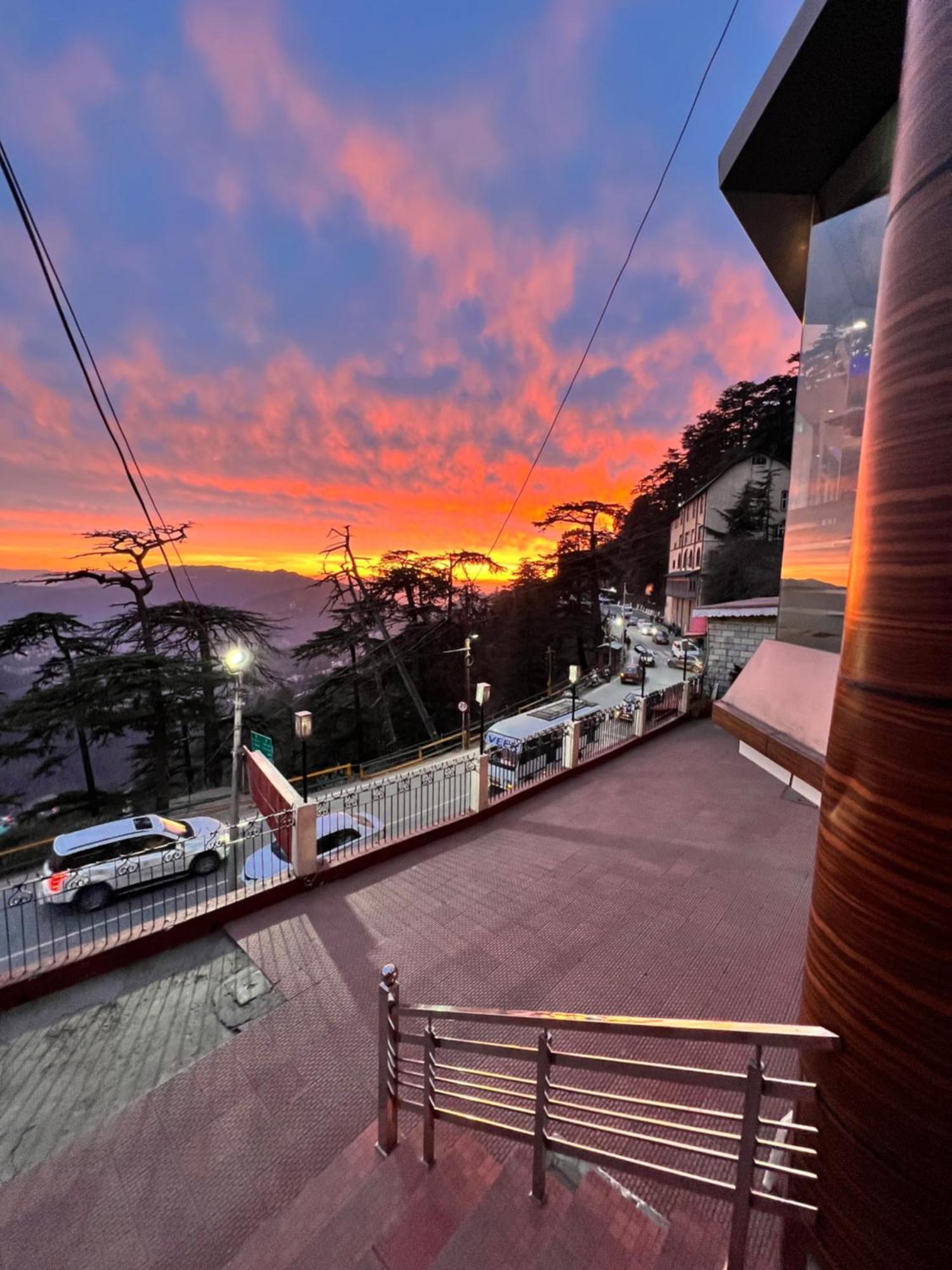 Hotel Victory Since 1979 Shimla Luaran gambar